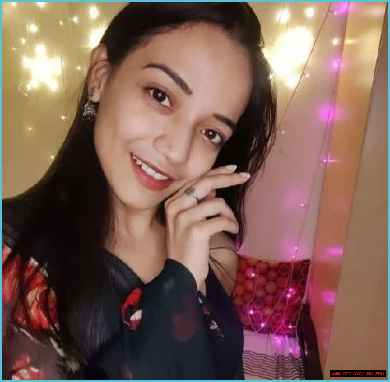 Mishti Basu: Wiki, Age, Height, Boyfriend, Net worth, Family, Biography & More